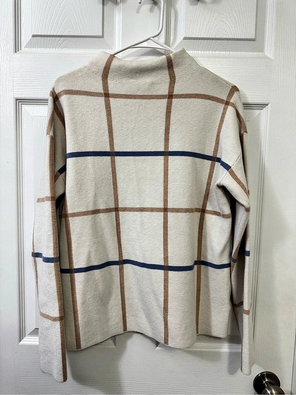 Plaid Turtleneck in Cream & Blue - Like New